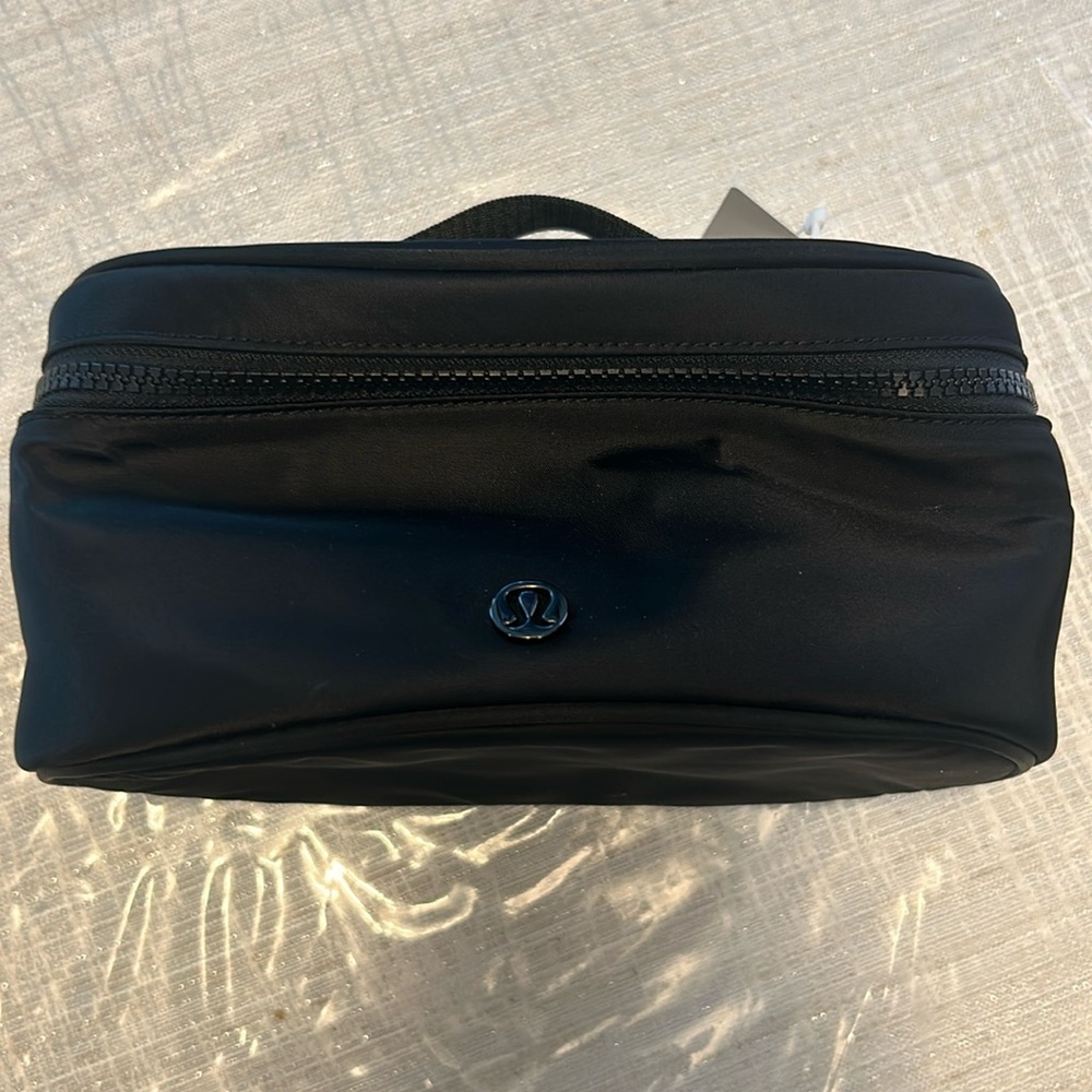 Brand New Lululemon cosmetic case!!